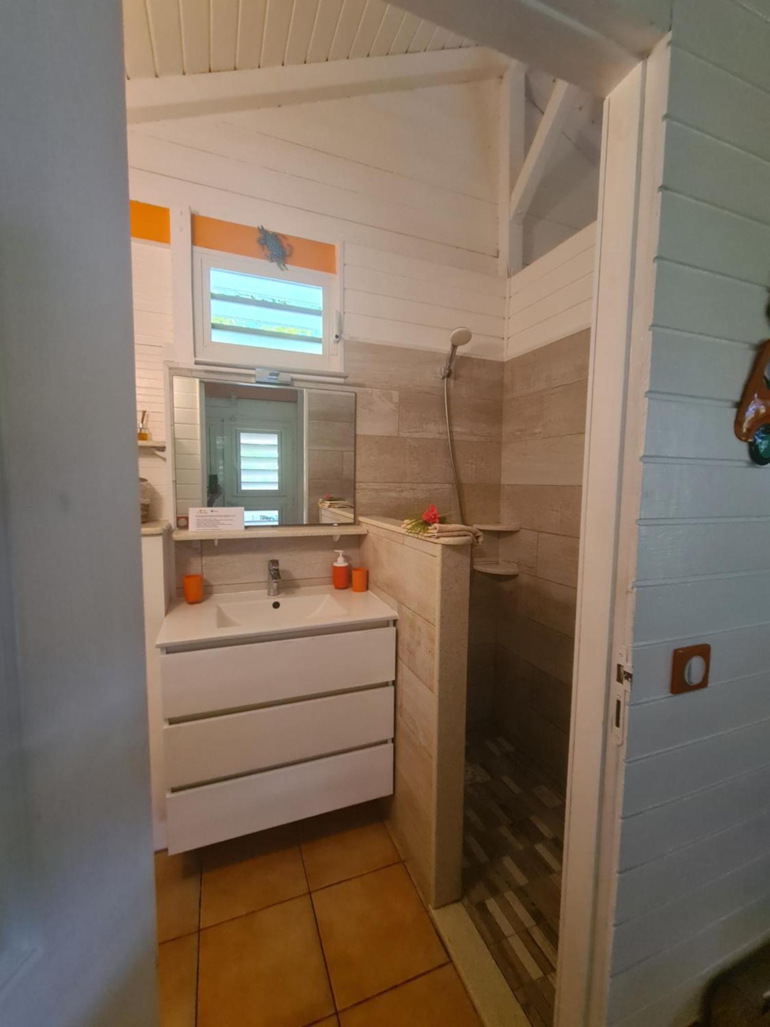 Les 3 Epices Daire Le Gosier  Dış mekan fotoğraf